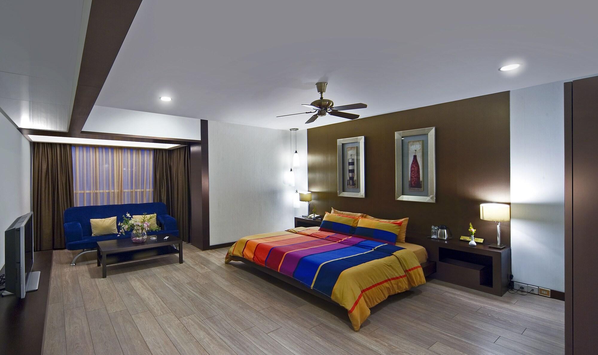Hotel Aurora Towers Pune Exterior foto