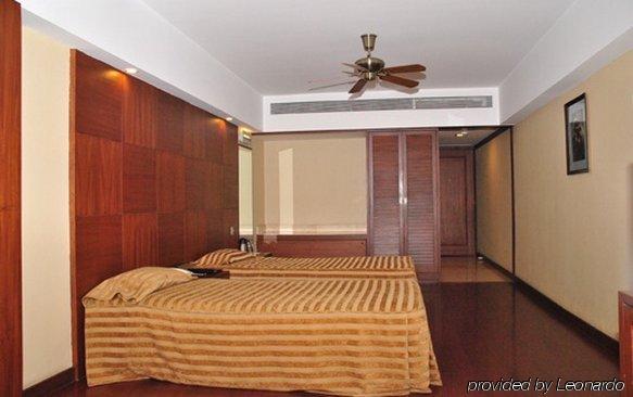 Hotel Aurora Towers Pune Zimmer foto